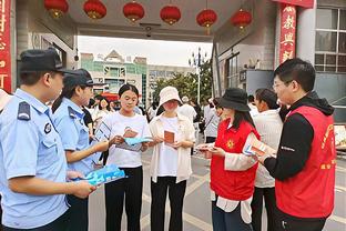 哈弗茨本场数据：3次射偏，创造2次得分机会，14次对抗2次成功